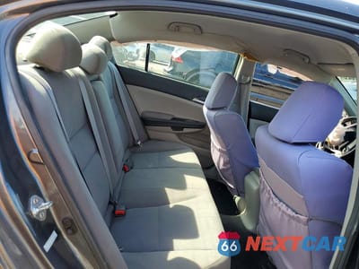 Zdjęcie 10 z 13 samochodu: 2011 HONDA ACCORD VIN:1HGCP2F33BA012292 - miniatura