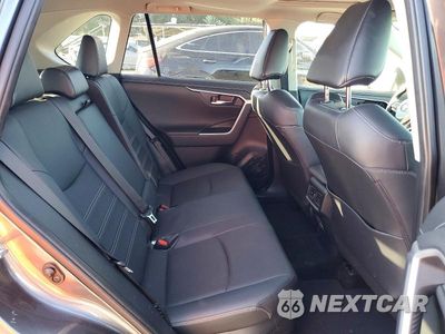 Zdjęcie 11 z 12 samochodu: 2022 TOYOTA RAV4 HYBRID LIMITED VIN:JTMD6RFV9ND522519 - miniatura