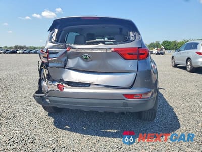 Zdjęcie 6 z 12 samochodu: 2018 KIA SPORTAGE EX VIN:KNDPN3AC9J7390051 - miniatura