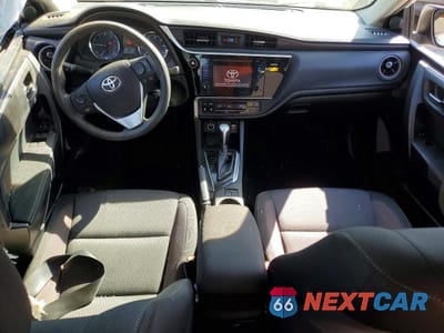 Zdjęcie 8 z 12 samochodu: 2017 TOYOTA COROLLA LE VIN:5YFBURHE3HP684898 - miniatura