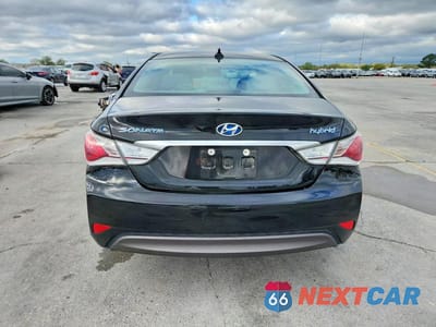 Zdjęcie 6 z 11 samochodu: 2015 HYUNDAI SONATA HYBRID BASE VIN:KMHEC4A44FA137110 - miniatura