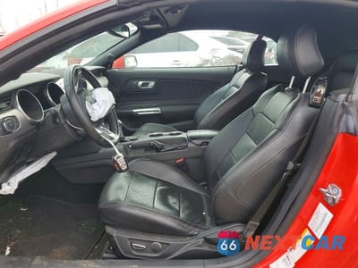 Zdjęcie 7 z 12 samochodu: 2019 FORD MUSTANG VIN:1FATP8UH2K5138870 - miniatura
