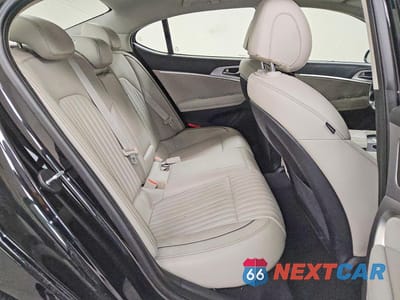 Zdjęcie 10 z 12 samochodu: 2020 GENESIS G70 2.0T VIN:KMTG34LA9LU049715 - miniatura