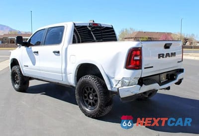 Czwarte zdjęcie samochodu z boku: 2025 RAM 1500 BIG HORN VIN:1C6SRFFPXSN651607 - miniatura