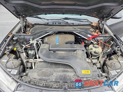 Zdjęcie 12 z 12 samochodu: 2018 BMW X5 XDR40E VIN:5UXKT0C55J0V98531 - miniatura