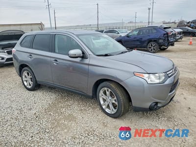 Czwarte zdjęcie samochodu z boku: 2014 MITSUBISHI OUTLANDER SE VIN:JA4AD3A33EZ003796 - miniatura