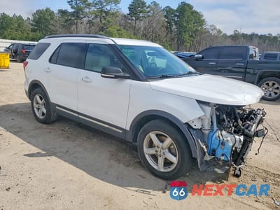 Czwarte zdjęcie samochodu z boku: 2019 FORD EXPLORER XLT VIN:1FM5K7D86KGA44387 - miniatura