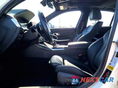Zdjęcie 7 z 11 samochodu: 2020 BMW 330I VIN:WBA5R1C06LFH44023 - miniatura