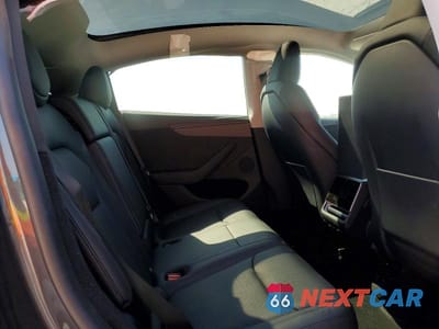 Zdjęcie 10 z 13 samochodu: 2026 TESLA MODEL Y VIN:7SAYGDED6TA472792 - miniatura
