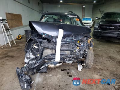 Piąte zdjęcie samochodu w środku: 2018 SUBARU FORESTER 2.5I VIN:JF2SJABC1JH485286 - miniatura