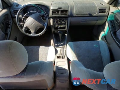 Zdjęcie 8 z 13 samochodu: 1998 SUBARU FORESTER L VIN:JF1SF635XWH775150 - miniatura