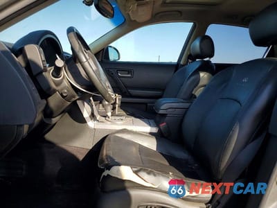 Zdjęcie 7 z 12 samochodu: 2005 INFINITI FX35 BASE VIN:JNRAS08U05X109563 - miniatura