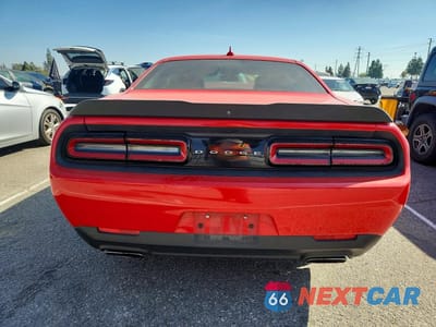 Zdjęcie 6 z 11 samochodu: 2015 DODGE CHALLENGER SXT PLUS VIN:2C3CDZBT4FH703042 - miniatura