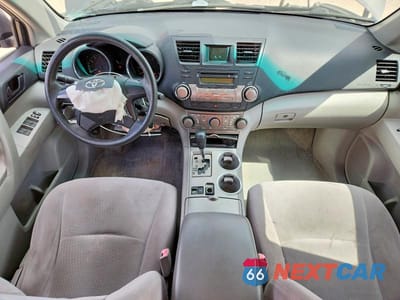 Zdjęcie 8 z 12 samochodu: 2010 TOYOTA HIGHLANDER BASE VIN:JTEZA3EH0A2009884 - miniatura