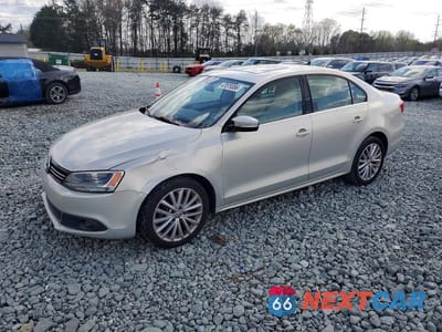 2011 VOLKSWAGEN JETTA SEL 3VWLX7AJ1BM338545 - główne zdjęcie licytacji z USA - miniatura
