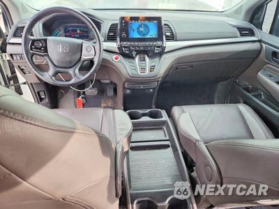 Zdjęcie 8 z 14 samochodu: 2019 HONDA ODYSSEY TOURING VIN:5FNRL6H85KB030594 - miniatura