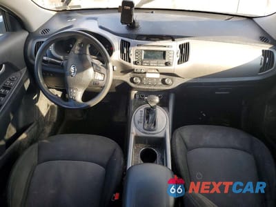 Zdjęcie 8 z 12 samochodu: 2016 KIA SPORTAGE LX VIN:KNDPB3AC6G7843379 - miniatura