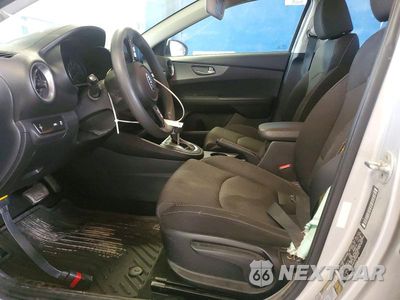 Zdjęcie 7 z 13 samochodu: 2019 KIA FORTE LXS VIN:3KPF24AD1KE055323 - miniatura