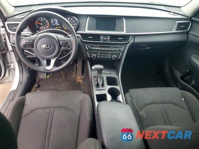 Zdjęcie 8 z 11 samochodu: 2018 KIA OPTIMA LX VIN:5XXGT4L31JG186439 - miniatura