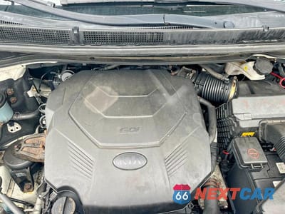 Zdjęcie 7 z 10 samochodu: 2019 KIA SEDONA LX VIN:KNDMB5C18K6525496 - miniatura