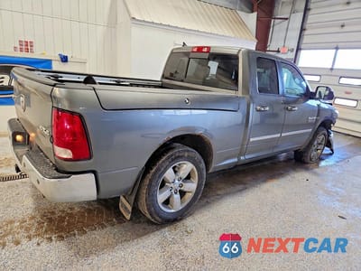Trzecie zdjęcie samochodu z tyłu: 2013 RAM 1500 SLT VIN:1C6RR7GT3DS688101 - miniatura