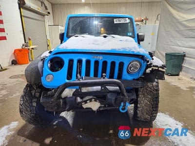 Piąte zdjęcie samochodu w środku: 2017 JEEP WRANGLER UNLIMITED SPORT VIN:1C4BJWDG1HL673275 - miniatura