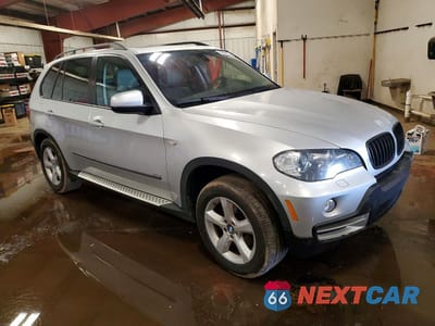 Czwarte zdjęcie samochodu z boku: 2008 BMW X5 3.0I VIN:5UXFE43568L006520 - miniatura