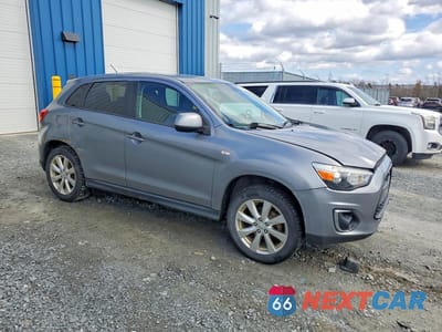 Czwarte zdjęcie samochodu z boku: 2015 MITSUBISHI RVR SE VIN:4A4AJ3AUXFE606754 - miniatura