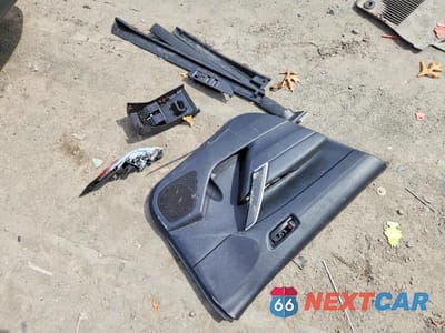 Zdjęcie 12 z 13 samochodu: 2025 CHEVROLET SILVERADO K1500 LT VIN:1GCUKDED0SZ315085 - miniatura