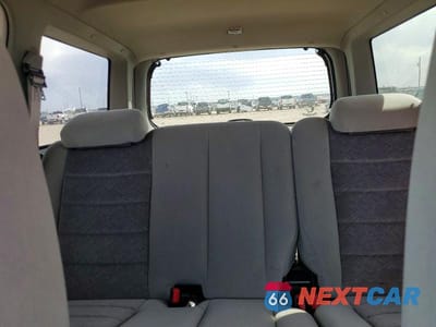 Zdjęcie 10 z 13 samochodu: 2000 FORD EXPLORER XLT VIN:1FMZU73E0YZA42232 - miniatura