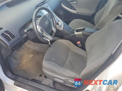 Zdjęcie 7 z 12 samochodu: 2012 TOYOTA PRIUS TWO VIN:JTDKN3DU4C5495383 - miniatura