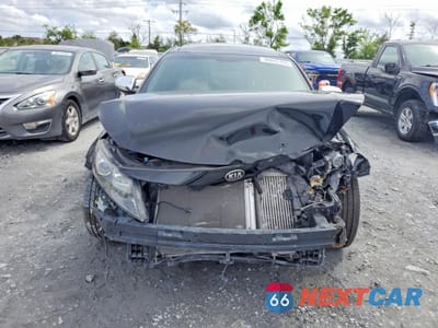 Piąte zdjęcie samochodu w środku: 2013 KIA OPTIMA SX VIN:5XXGR4A60DG111490 - miniatura