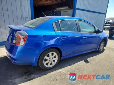 Trzecie zdjęcie samochodu z tyłu: 2011 NISSAN SENTRA 2.0 VIN:3N1AB6AP8BL634159 - miniatura