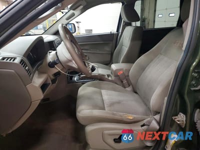 Zdjęcie 7 z 14 samochodu: 2007 JEEP GRAND CHEROKEE LAREDO VIN:1J8GR48KX7C665524 - miniatura