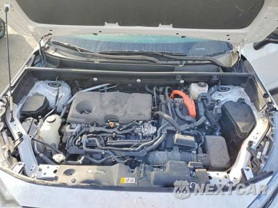 Zdjęcie 12 z 12 samochodu: 2024 TOYOTA RAV4 HYBRID XSE VIN:2T3E6RFV8RW060385 - miniatura