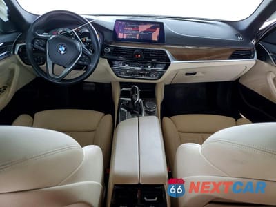 Zdjęcie 8 z 12 samochodu: 2018 BMW 530 I VIN:WBAJA5C59JWA39156 - miniatura