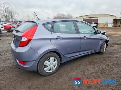 Trzecie zdjęcie samochodu z tyłu: 2017 HYUNDAI ACCENT SE VIN:KMHCT5AE2HU336325 - miniatura