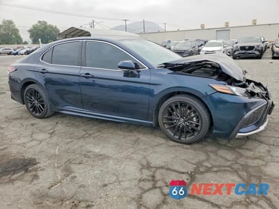 Czwarte zdjęcie samochodu z boku: 2021 TOYOTA CAMRY XSE VIN:4T1K61AK1MU587414 - miniatura