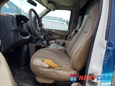 Zdjęcie 7 z 14 samochodu: 2005 CHEVROLET EXPRESS DELIVERY TRUCK VIN:1GBHG31V251162020 - miniatura