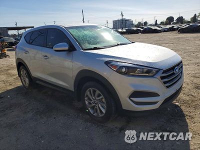 Czwarte zdjęcie samochodu z boku: 2017 HYUNDAI TUCSON SE VIN:KM8J23A44HU413671 - miniatura