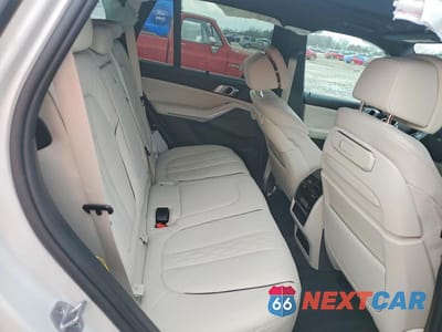 Zdjęcie 11 z 14 samochodu: 2025 BMW X5 XDRIVE40I VIN:5UX23EU04S9W23738 - miniatura