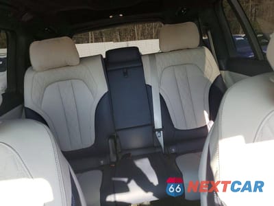 Zdjęcie 10 z 12 samochodu: 2020 BMW X7 M50I VIN:5UXCX6C00LLE35984 - miniatura