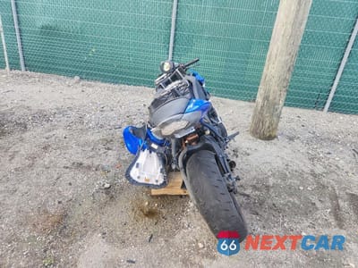 Czwarte zdjęcie samochodu z boku: 2008 KAWASAKI ZX1000 VIN:JKAZXCE188A013813 - miniatura