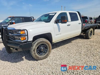 2015 CHEVROLET SILVERADO K2500 FLATBED TRUCK 1GC1KUE8XFF539333 - główne zdjęcie licytacji z USA - miniatura