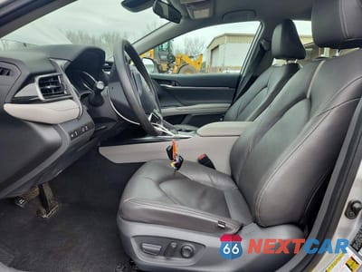 Zdjęcie 7 z 12 samochodu: 2020 TOYOTA CAMRY LE VIN:4T1C11AK4LU880046 - miniatura