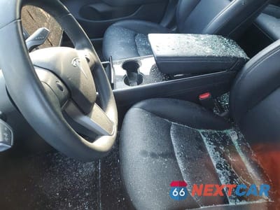 Zdjęcie 9 z 12 samochodu: 2019 TESLA MODEL 3 VIN:5YJ3E1EB0KF453392 - miniatura