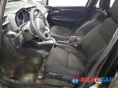 Zdjęcie 7 z 11 samochodu: 2017 HONDA FIT EX VIN:JHMGK5H77HS010742 - miniatura