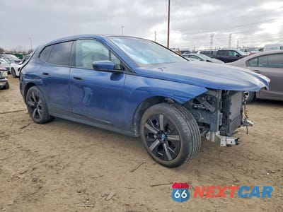 Czwarte zdjęcie samochodu z boku: 2024 BMW IX XDRIVE50 VIN:WB523CF03RCR10807 - miniatura