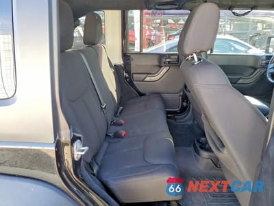 Zdjęcie 11 z 13 samochodu: 2014 JEEP WRANGLER UNLIMITED SPORT VIN:1C4BJWDGXEL270214 - miniatura