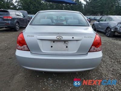 Zdjęcie 6 z 12 samochodu: 2005 HYUNDAI ELANTRA GLS VIN:KMHDN46D45U931942 - miniatura